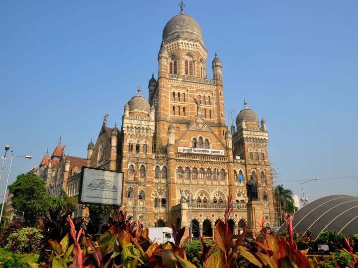 Opposition protests against BJP minister getting office at BMC headquarters, Congress says - never like this