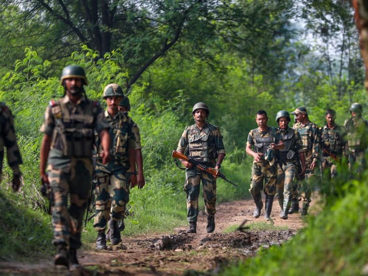 'Pakistani infiltrator was trying to cross the border', BSF raids, search operation continues
