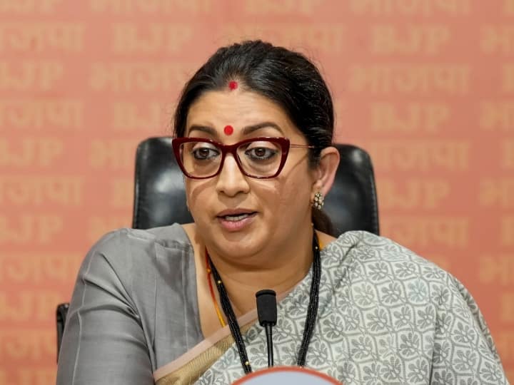 Smriti Irani retaliated when the opposition took a jibe at the reduction in the price of gas by Rs 200.