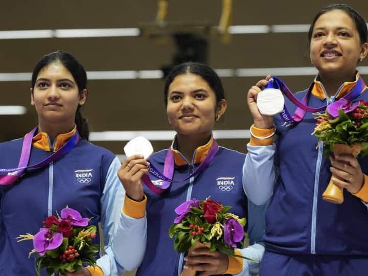 Asian Games 2023 Day 5 Live: India has hopes from PV Sindhu, will Manu...