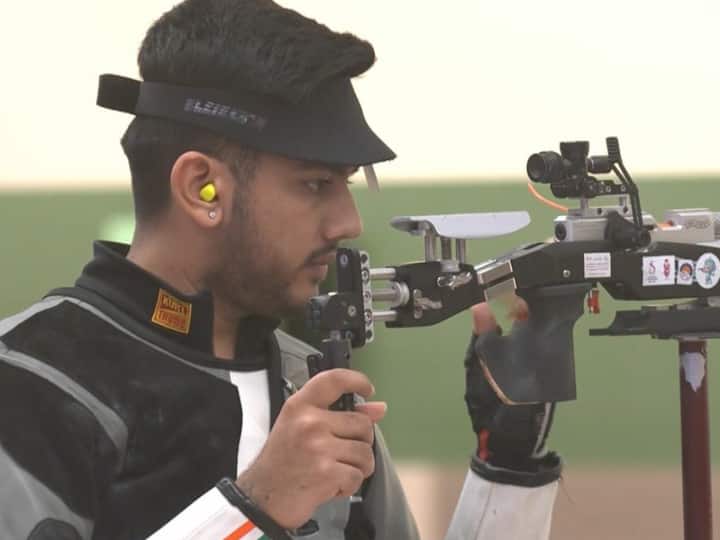 Medals continue to come in shooting, men's team targeted gold and women's team targeted silver.