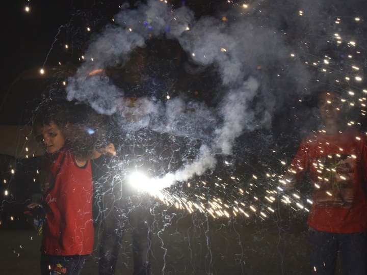 Supreme Court will not interfere in the ban on firecrackers in Delhi, did it say anything?