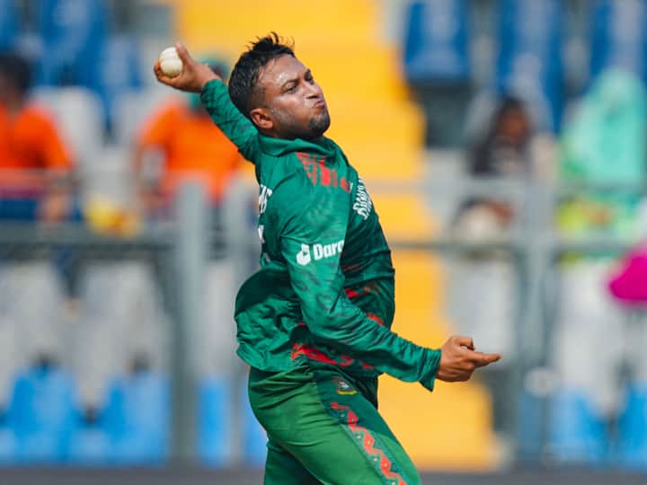Captain Shakib Al Hasan returned to Dhaka after leaving Bangladesh's boat in the middle of Bhar, the reason is surprising