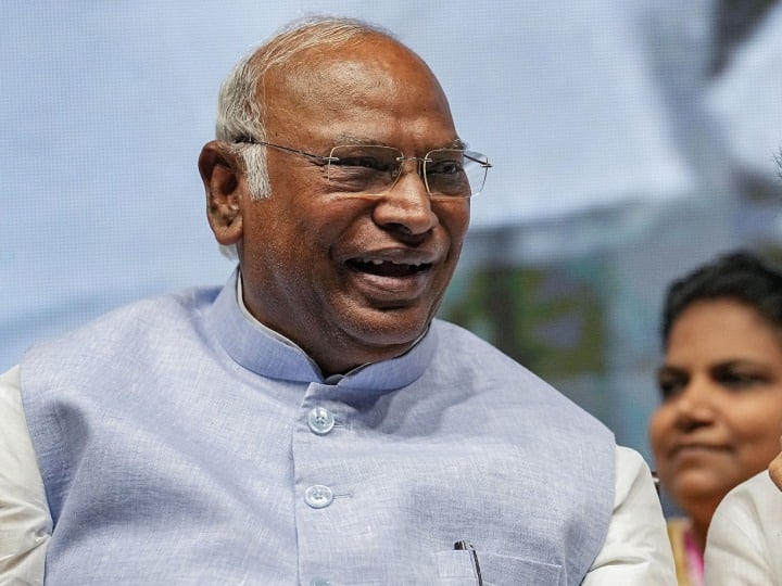 'Still double engine government...', Kharge said on transfusion of infected blood to 14 children in Kanpur hospital