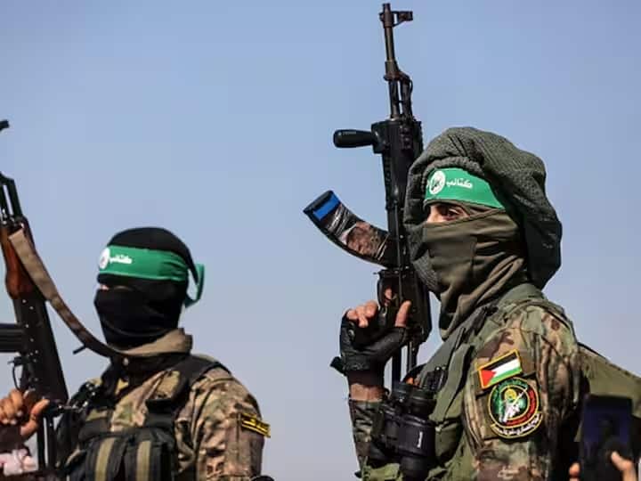 Why is this video going viral, claim - Hamas militant cut and ate Israeli's heart, know its truth