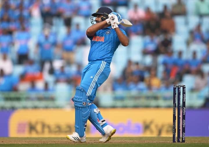 Hitman Rohit Sharma became the king of sixes, challenged AB de Villiers by making a world record
