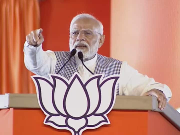 How much representation of OBC in NDA?  PM Modi counts the list in Telangana on Congress's allegations