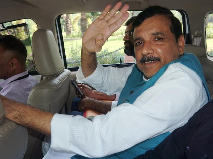 Supreme Court issues notice to ED on Sanjay Singh's petition, separate hearing to be held in December