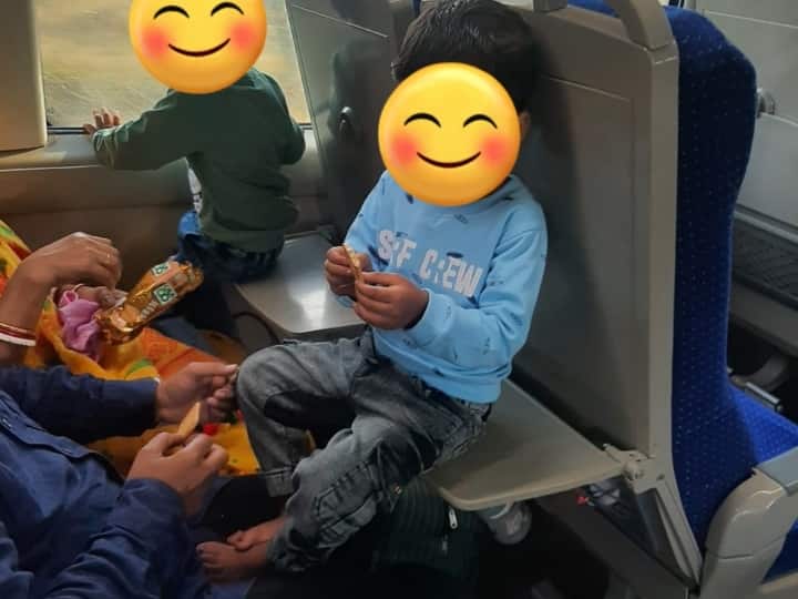 Vande Bharat's snack tray is breaking because of children!  What did the railway officer say when he shared the picture?