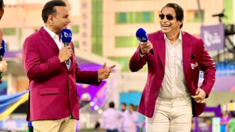 Watch: 'In 10-15 seconds it will come on my head again...', Virender Sehwag's funny comment on Shoaib Akhtar's runup