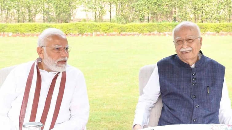 Bharat Ratna to LK Advani, PM Modi said - 'The nation never forgets those who spent their lives in the service of the nation'