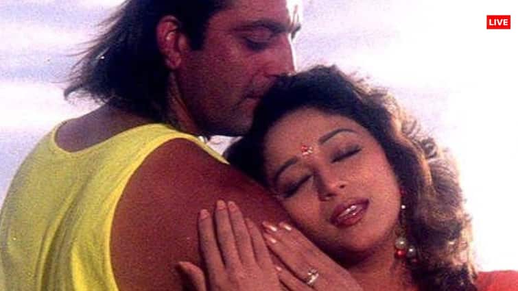 Madhuri had to sign 'No Pregnancy Contract' due to her affair with this actor.