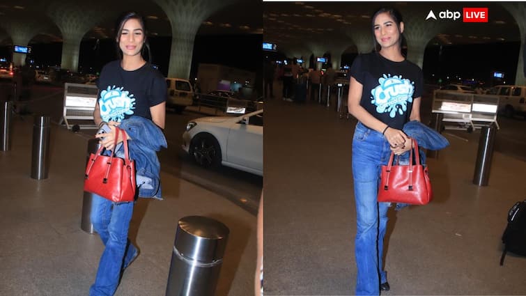 Poonam Pandey spotted at the airport in black t-shirt and blue denim, see pictures