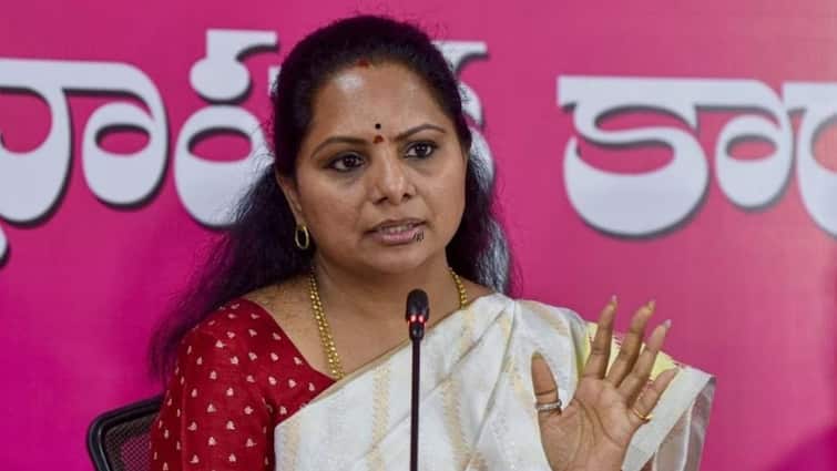 KCR's daughter's Kavita arrested by ED, being brought to Delhi
