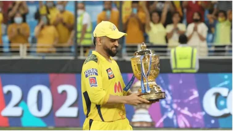 MS Dhoni will not be the captain this season!  Former CSK star made a big revelation