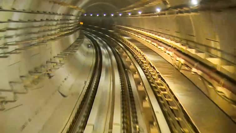 PM Modi will inaugurate the country's first underwater metro tunnel in Kolkata, know why it is special